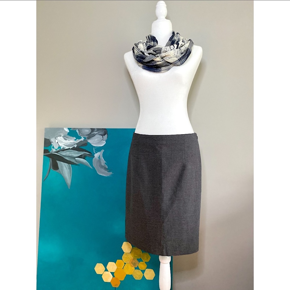 THE LIMITED COLLECTION Pencil Skirt